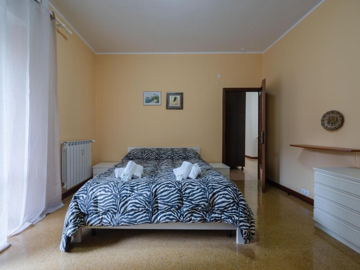 Casa Di Maty - Cozy Apartment With Balcony لا سبيتسْيا المظهر الخارجي الصورة