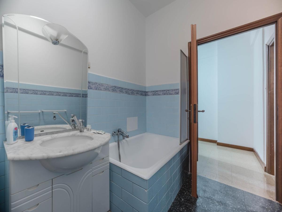 Casa Di Maty - Cozy Apartment With Balcony لا سبيتسْيا المظهر الخارجي الصورة
