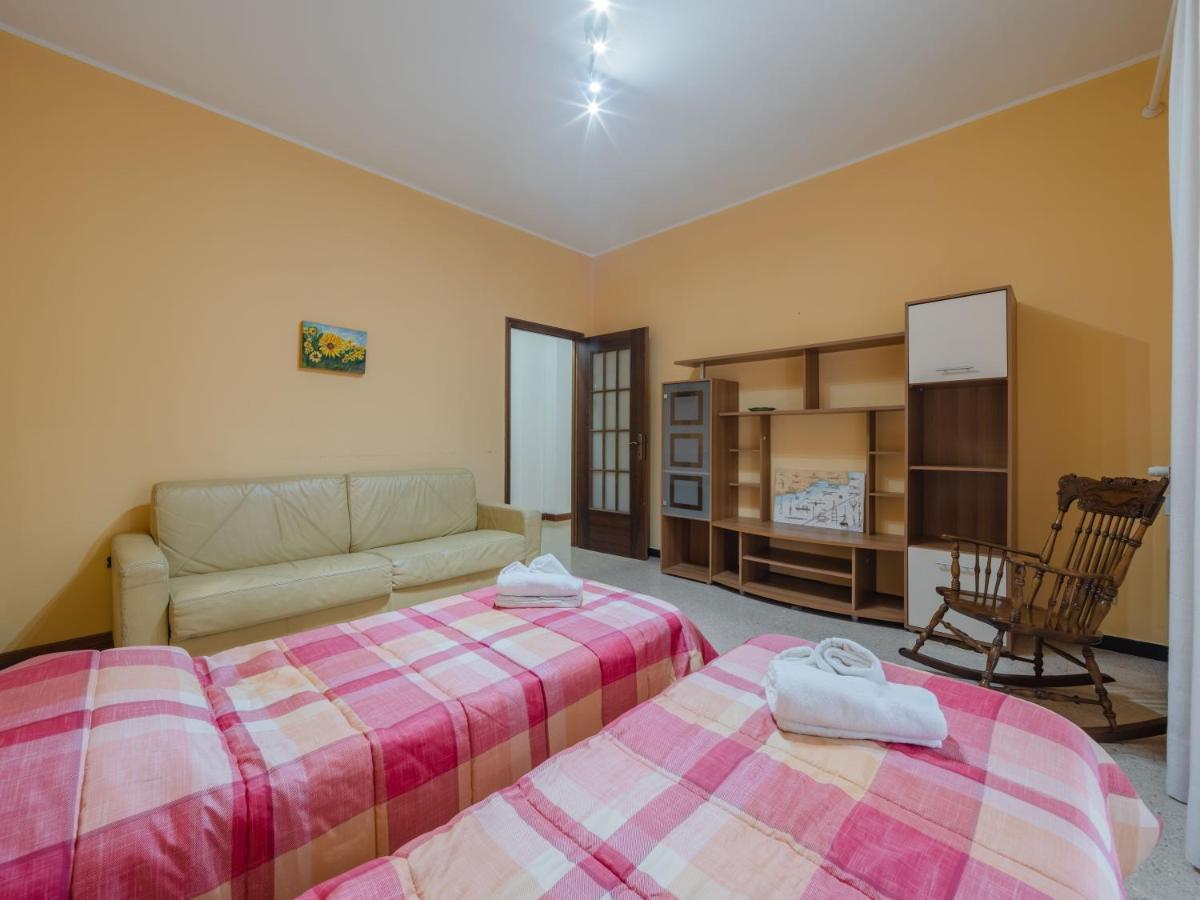 Casa Di Maty - Cozy Apartment With Balcony لا سبيتسْيا المظهر الخارجي الصورة